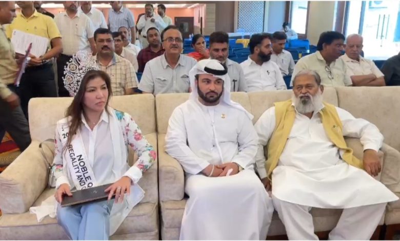 भारत का वर्ष 2030 तक 500 गीगावाट नवीकरणीय क्षमता का लक्ष्य - ऊर्जा मंत्री अनिल विज