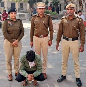 फर्जी इंस्टाग्राम आईडी बनाकर युवती को अश्लील वीडियो व संदेश भेजकर परेशान करने के मामले में पुलिस ने आरोपी को गिरफ्तार किया