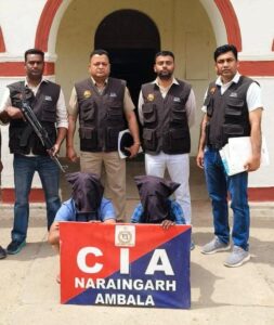 लिफ्ट देने के बहाने महिला से लूट करने वाले दो शातिर आरोपी गिरफ्तार, वारदात में प्रयुक्त बाइक बरामद,