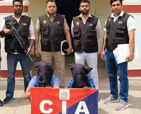 लिफ्ट देने के बहाने महिला से लूट करने वाले दो शातिर आरोपी गिरफ्तार, वारदात में प्रयुक्त बाइक बरामद,