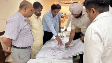 पूर्व राज्यमंत्री असीम गोयल नन्यौला ने वीरवार को अम्बाला शहर में आईआईटी रूडक़ी व जिला प्रशासन के सम्बन्धित विभागों के साथ बैठक की
