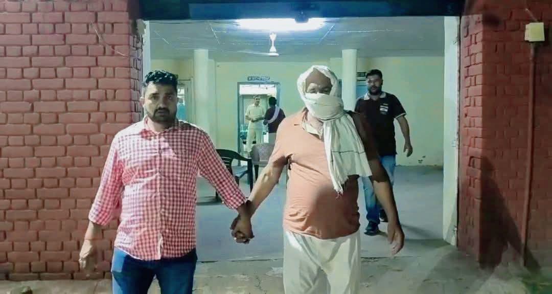 उचाना में जले ट्रांसफार्मर को बदलने के लिए लाइनमैन पांच हजार रुपये रिश्वत लेते रंगे हाथों गिरफ्तार,अगले वर्ष होनी थी रिटायरमेंट
